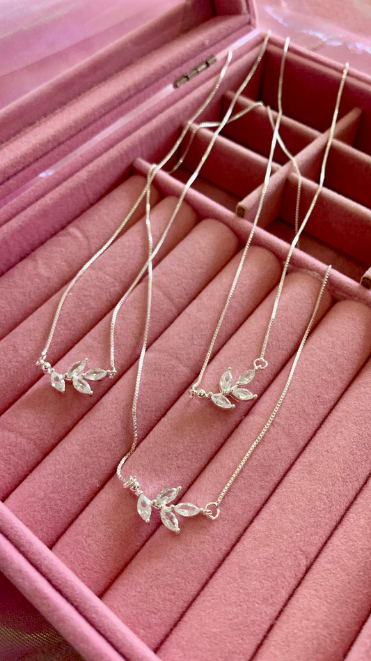 Colar raminho de zircônia